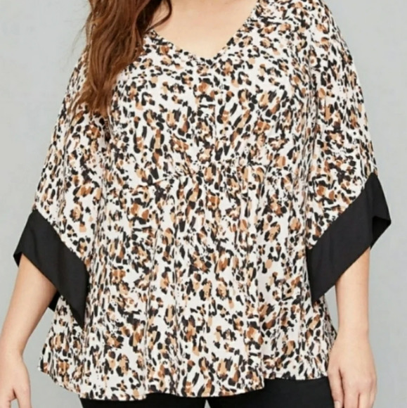 Lane Bryant Tops - Lane Bryant Plus Size Animal Print Top Size 14/16 EUC